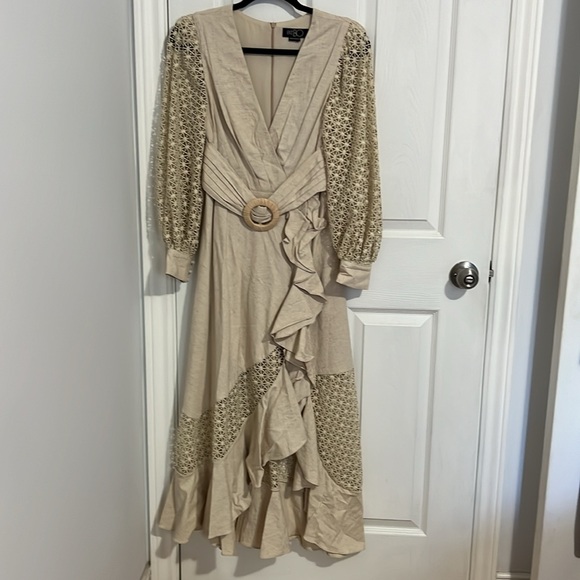 Stunning PatBo Dress - Picture 5 of 7